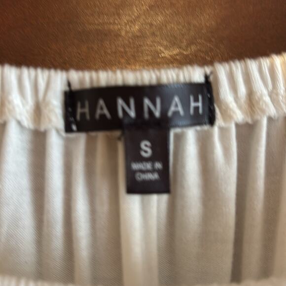 Hannah Cream Ruffle Sleeve Blouse - Picture 2 of 4